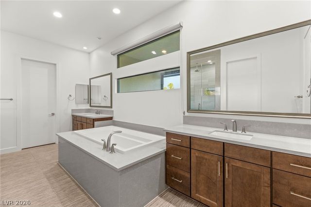 15 Gemstar Lane, Las Vegas, NV 89135