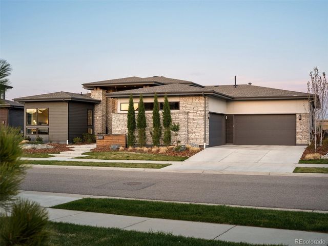 6642 Canyonpoint Road, Castle Pines, CO 80108