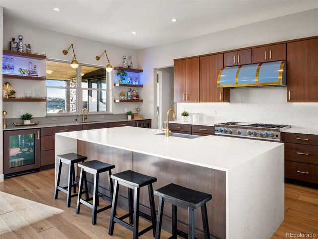 6642 Canyonpoint Road, Castle Pines, CO 80108