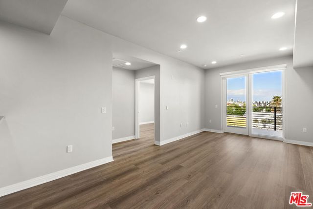 7428 Santa Monica Boulevard 308, West Hollywood, CA 90046