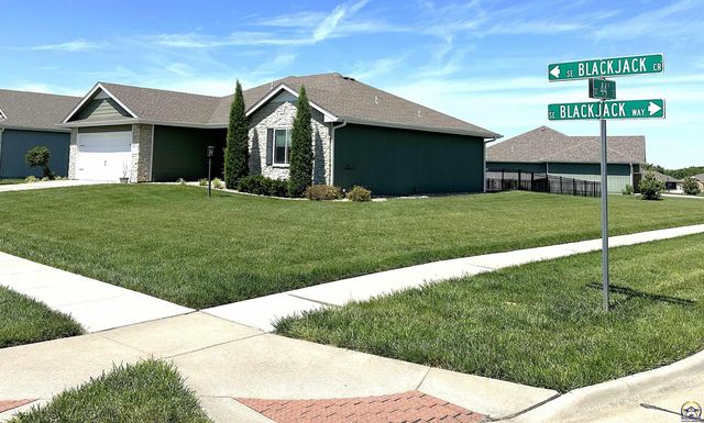 3220 SE Blackjack CIR, Topeka, KS 66609