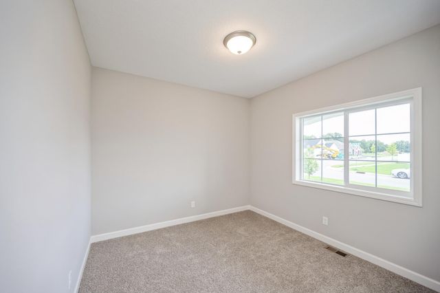 11798 5th Street NE, Hanover, MN 55341