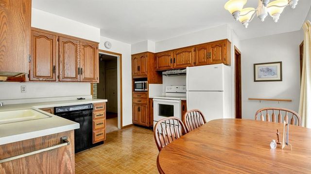 19380 52nd Avenue, Chippewa Falls, WI 54729