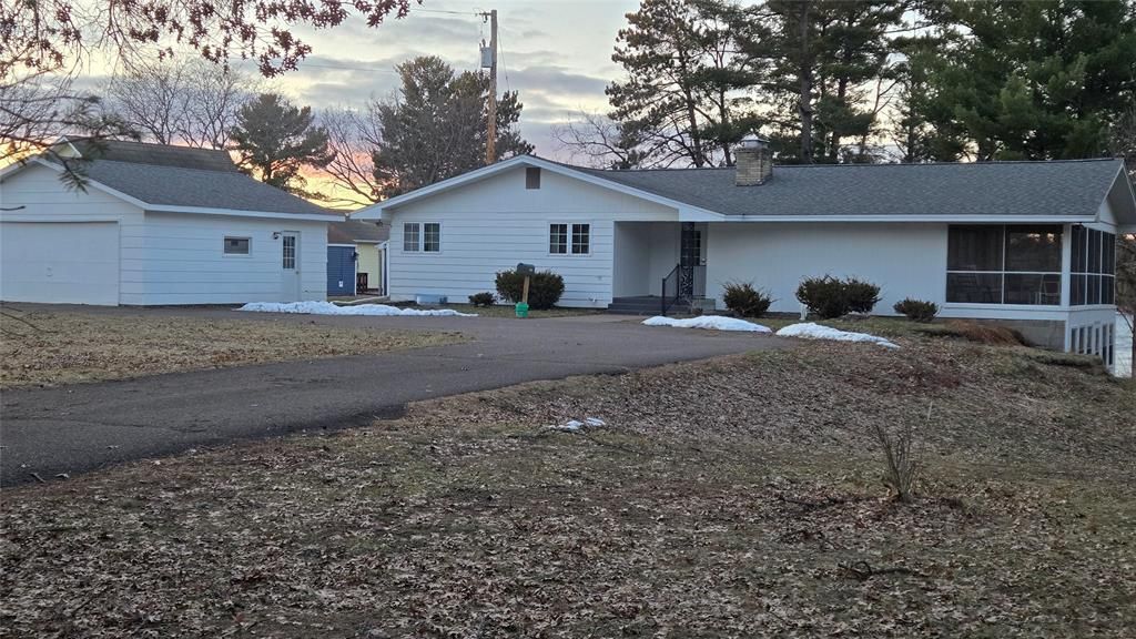 19380 52nd Avenue, Chippewa Falls, WI 54729