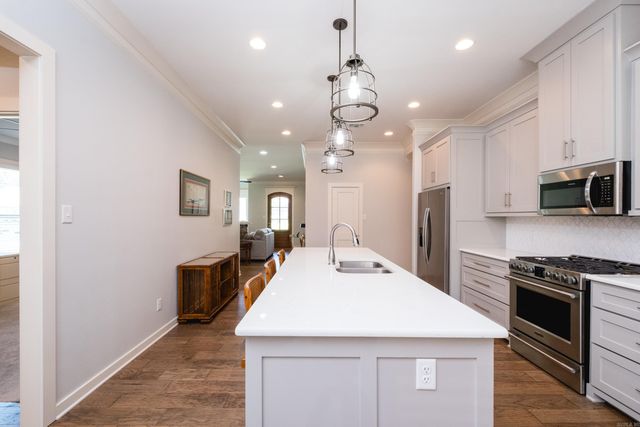 202 Rosemary Way, Little Rock, AR 72223