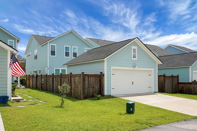 400 Woodgate Way, Summerville, SC 29485