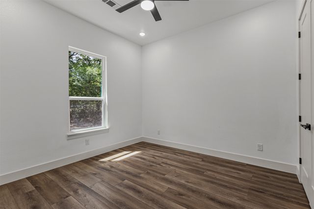 5694 Klassik K Farm, Post Oak Bend, TX 75142