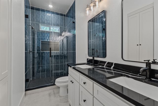 5694 Klassik K Farm, Post Oak Bend, TX 75142