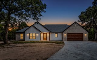 5694 Klassik K Farm, Post Oak Bend, TX 75142