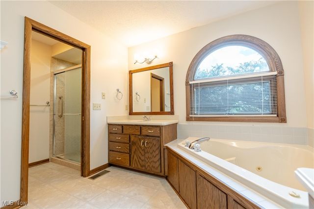 6311 Sorrento Avenue NW, Canton, OH 44718