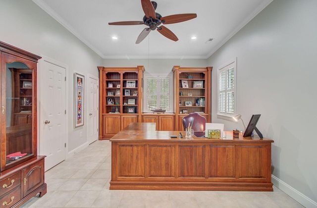 10088 Hercules Road, Mcclellanville, SC 29458