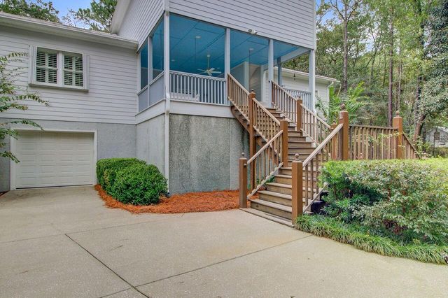 10088 Hercules Road, Mcclellanville, SC 29458