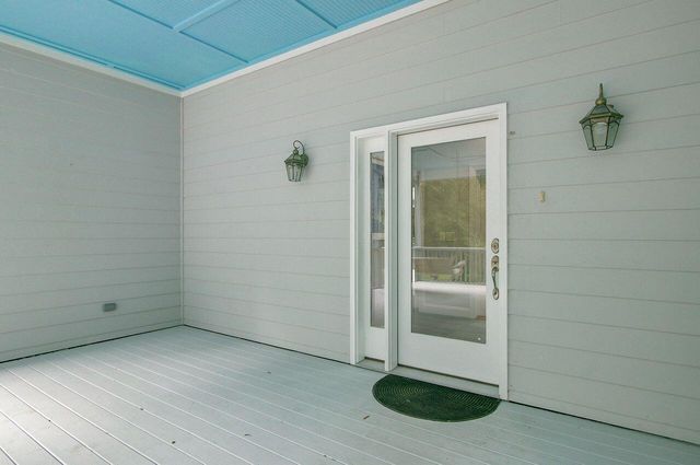 10088 Hercules Road, Mcclellanville, SC 29458