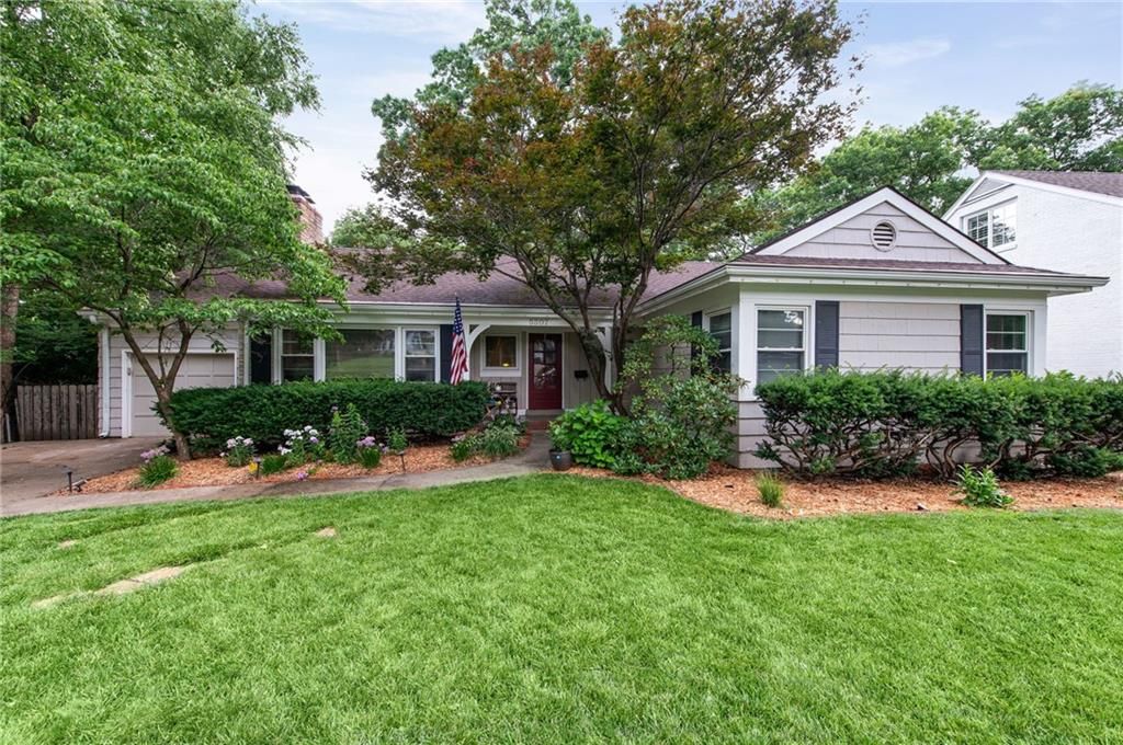 5307 Pawnee Lane, Fairway, KS 66205