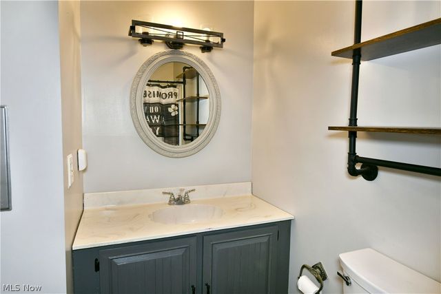 34 Hickory Trace Drive, Girard, OH 44420