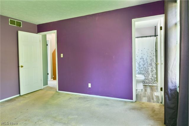 34 Hickory Trace Drive, Girard, OH 44420