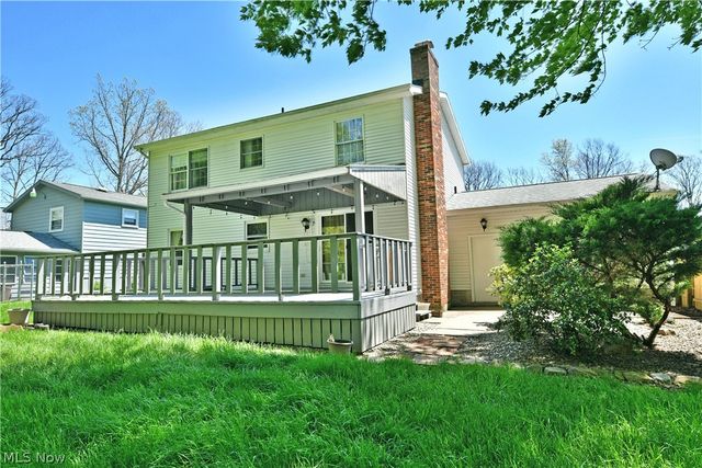 34 Hickory Trace Drive, Girard, OH 44420