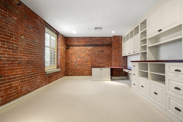 343 Commercial Street 211, Boston, MA 02109
