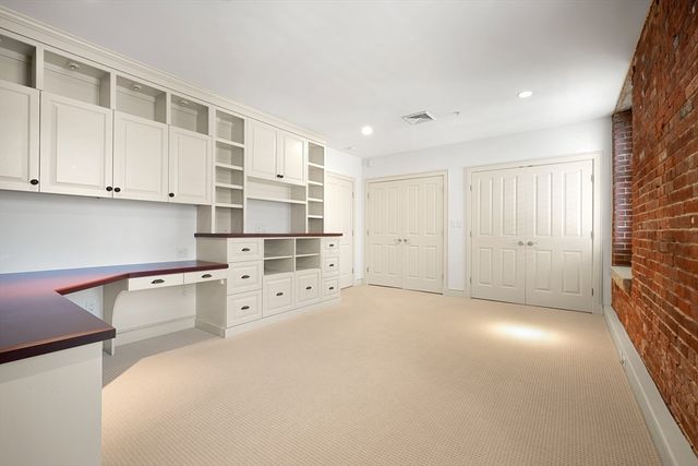 343 Commercial Street 211, Boston, MA 02109