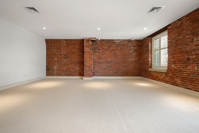 343 Commercial Street 211, Boston, MA 02109