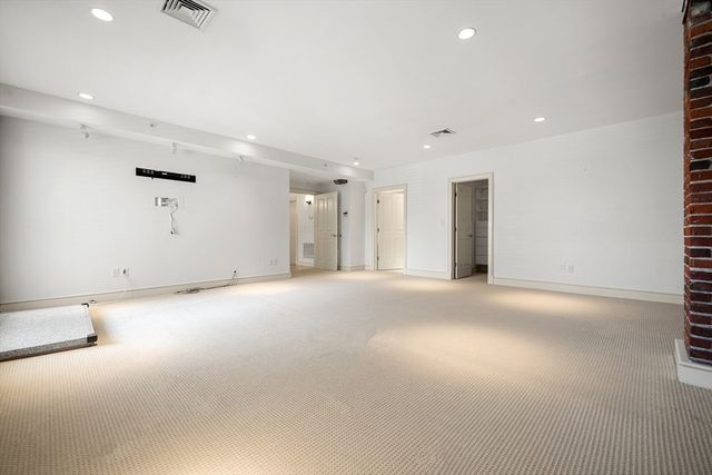 343 Commercial Street 211, Boston, MA 02109