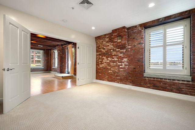 343 Commercial Street 211, Boston, MA 02109