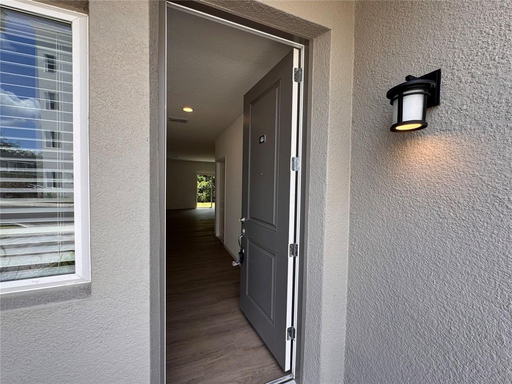 Image 2 of property listing at 1213 SOUTHSTATION PLACE 404, Orlando, FL 32809