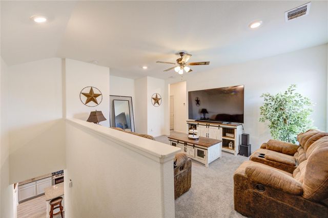 912 Breech Drive, Crosby, TX 77532