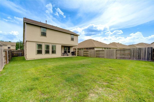 912 Breech Drive, Crosby, TX 77532