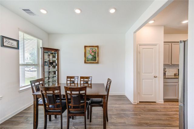 912 Breech Drive, Crosby, TX 77532