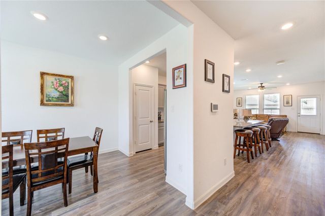 912 Breech Drive, Crosby, TX 77532