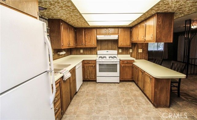 13829 Riviera, Victorville, CA 92395