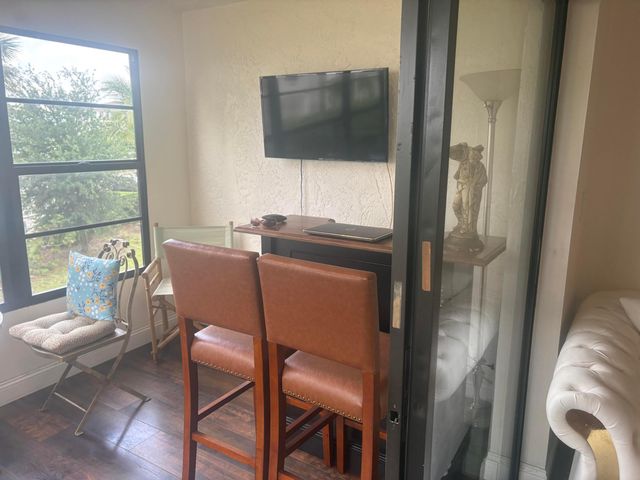 9355 SW 8th Street 225, Boca Raton, FL 33428