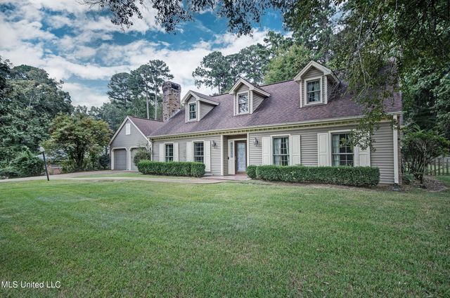 311 Glen Cove Road, Brandon, MS 39047