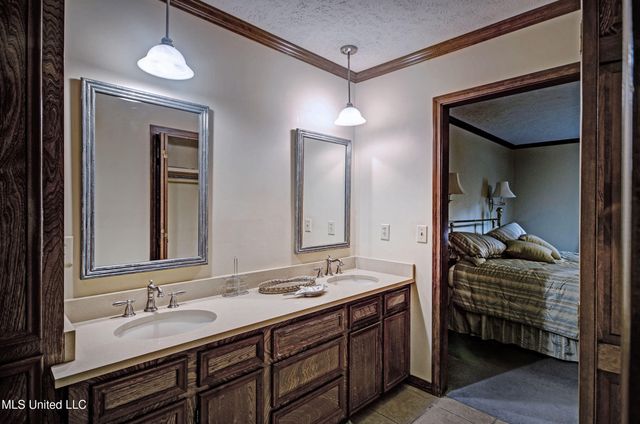 311 Glen Cove Road, Brandon, MS 39047