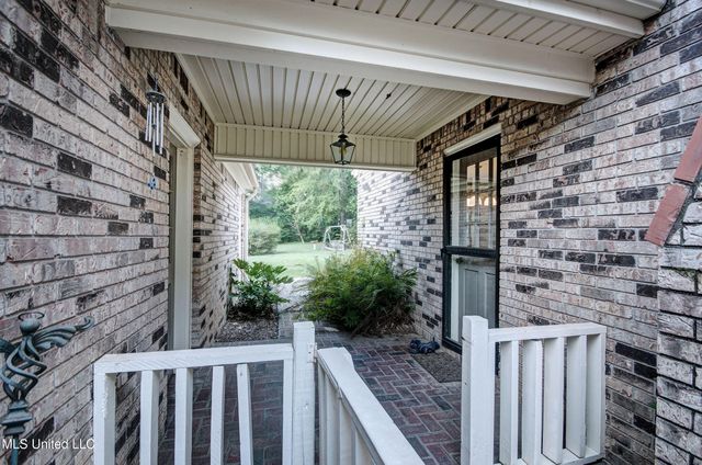 311 Glen Cove Road, Brandon, MS 39047
