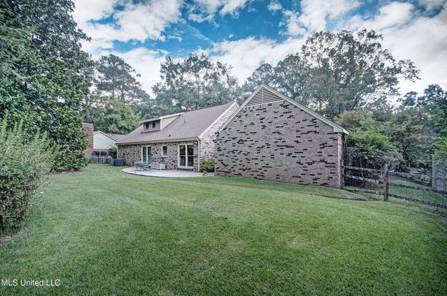 311 Glen Cove Road, Brandon, MS 39047