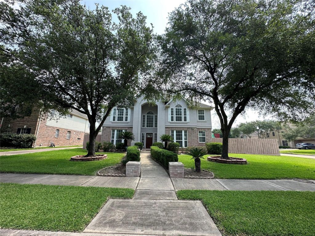 3902 Breaux Bridge Lane, Sugar Land, TX 77479