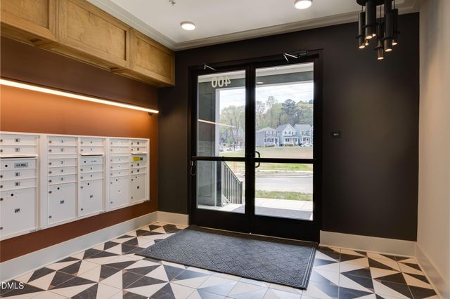 400 Blackwell Drive 101, Chapel Hill, NC 27514