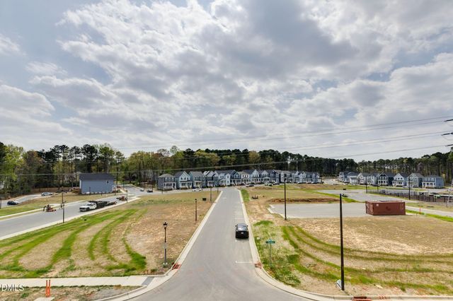 400 Blackwell Drive 101, Chapel Hill, NC 27514
