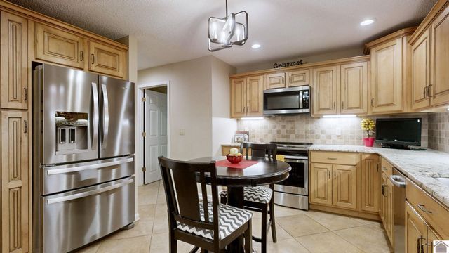 26 Meadow Links Dr., Paducah, KY 42001