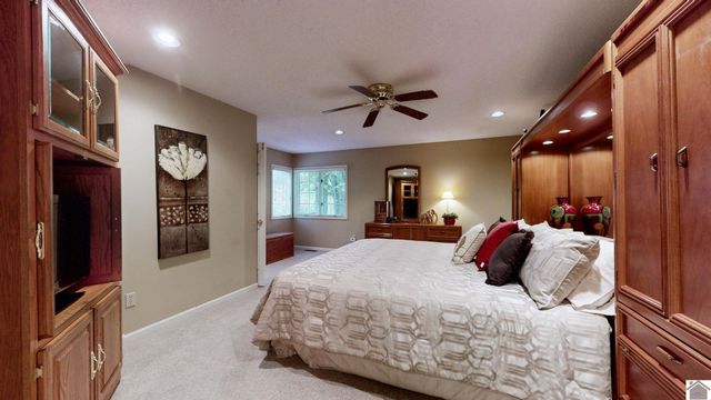 26 Meadow Links Dr., Paducah, KY 42001