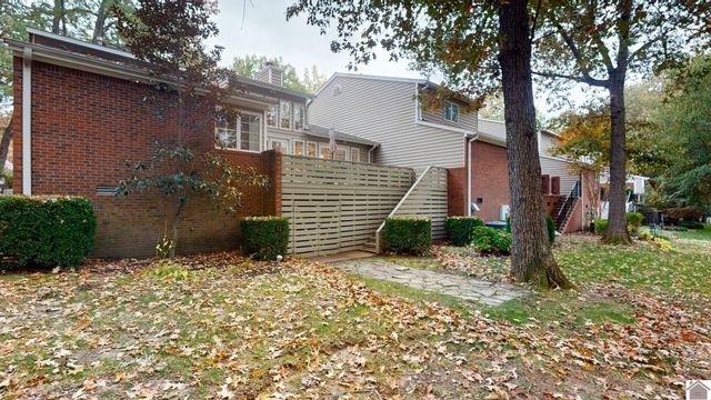 26 Meadow Links Dr., Paducah, KY 42001