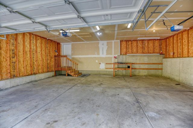 716 E Bonnie Lynn Ln, Colbert, WA 99005