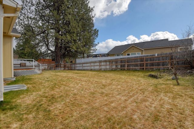 716 E Bonnie Lynn Ln, Colbert, WA 99005