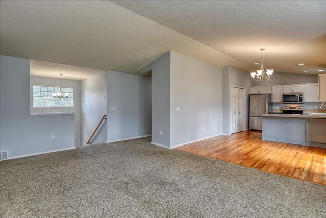 716 E Bonnie Lynn Ln, Colbert, WA 99005