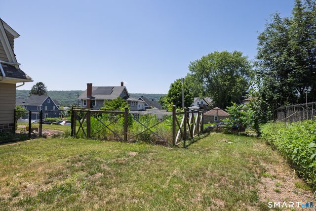 5 Hillcrest Avenue, Naugatuck, CT 06770