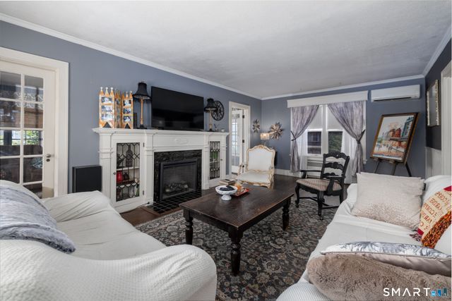 5 Hillcrest Avenue, Naugatuck, CT 06770