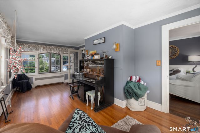 5 Hillcrest Avenue, Naugatuck, CT 06770