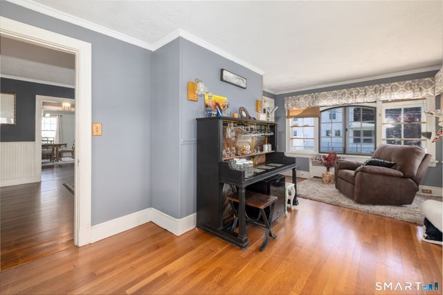 5 Hillcrest Avenue, Naugatuck, CT 06770